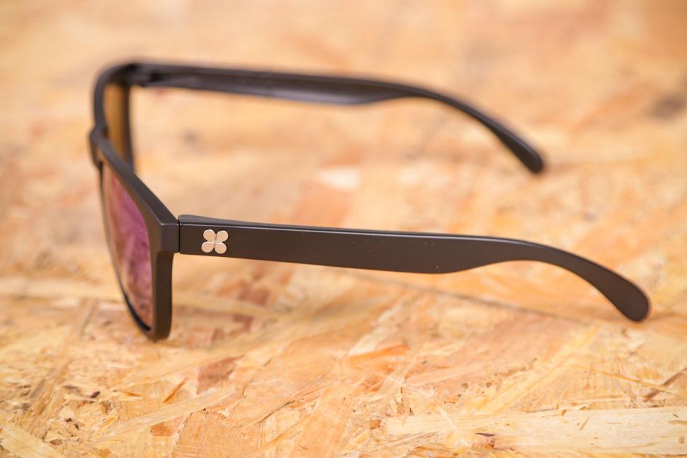 2021 Sun God Classics3 sunglasses - side.jpg