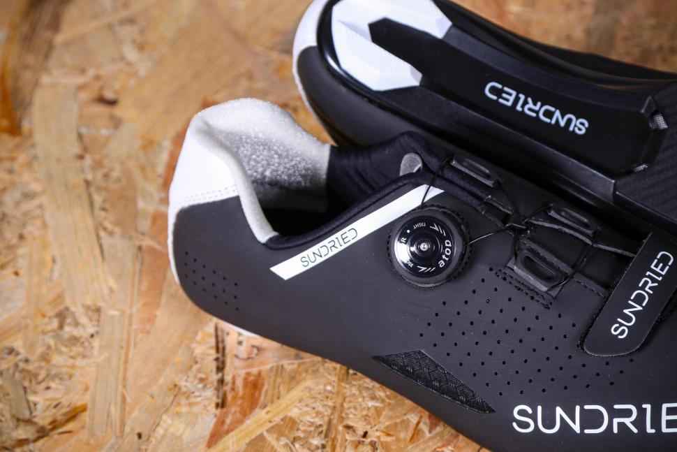 2021 Sundried Men's Road Cycle Shoes - back.jpg