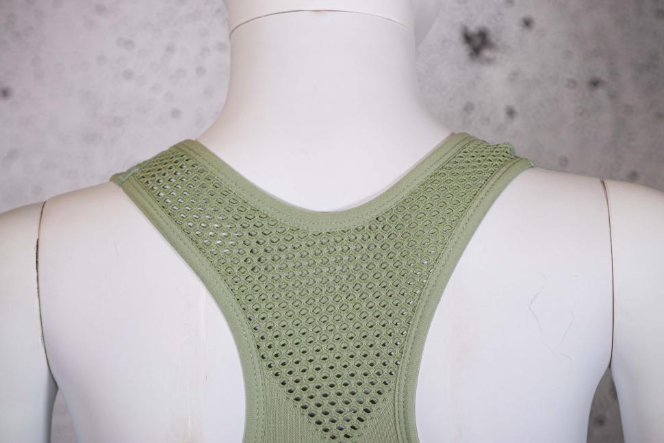 2021 Sundried Power Sports Bra - straps back.jpg