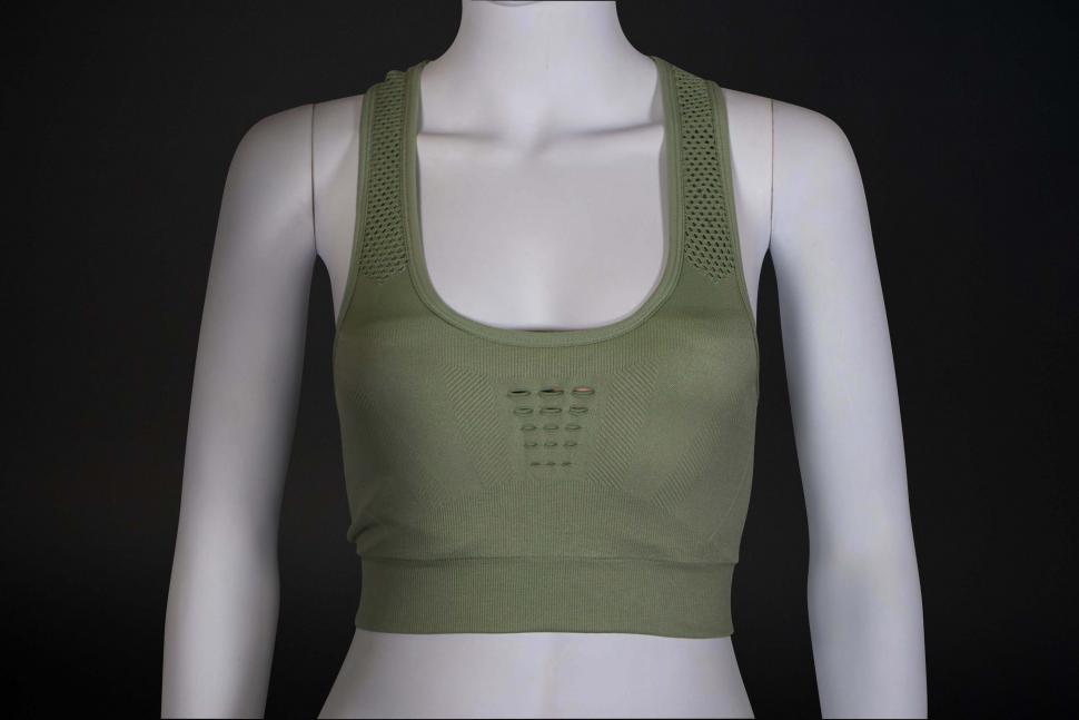 2021-sundried-power-sports-bra