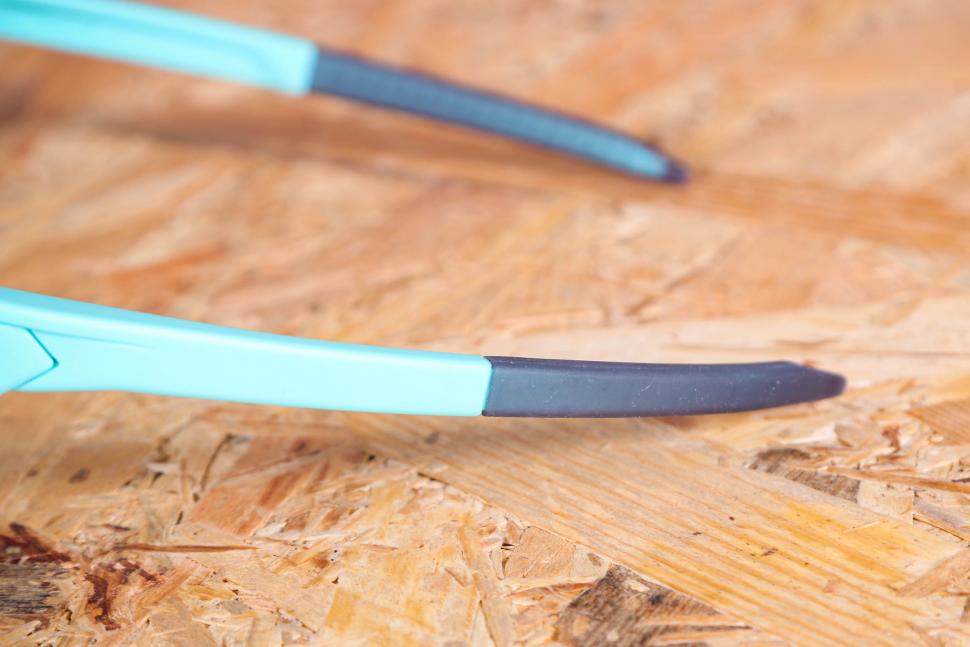 2021 SunGod AIRAS BF with Iris Photochromic lens - arm.jpg