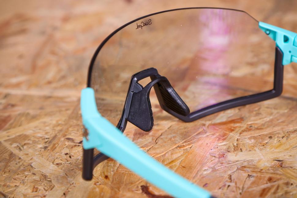 2021 SunGod AIRAS BF with Iris Photochromic lens - inside.jpg