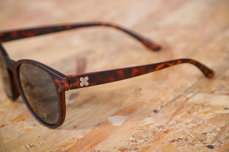 2021 SunGod Sierras sunglasses - arm.jpg