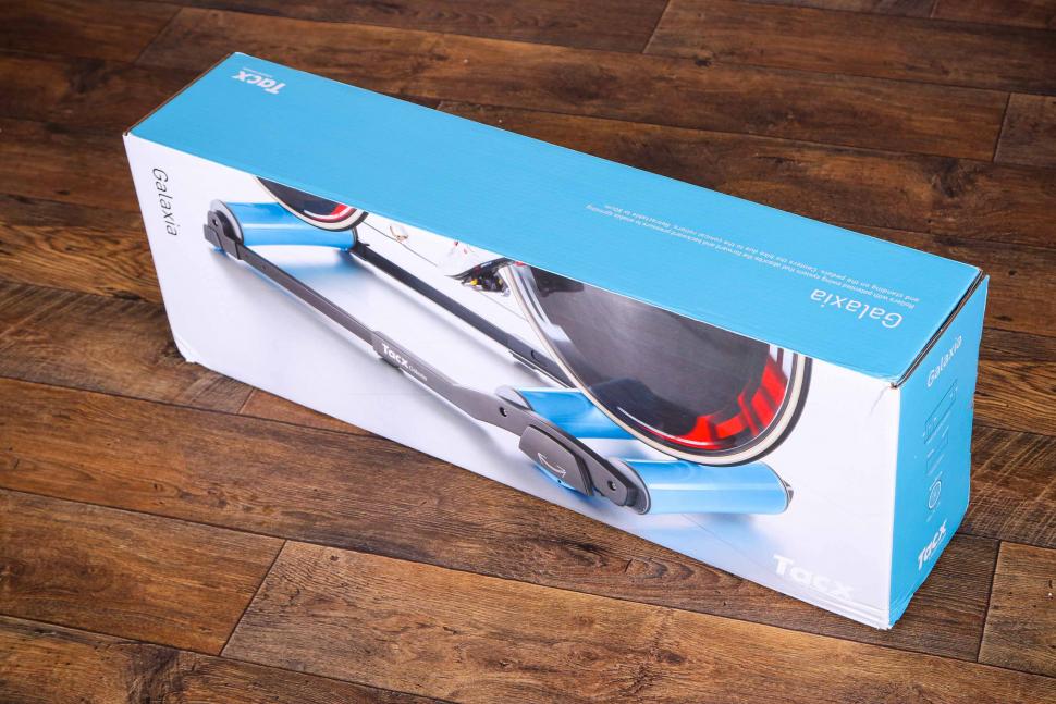 2021 Tacx Galaxia Advanced Roller Trainer - box.jpg