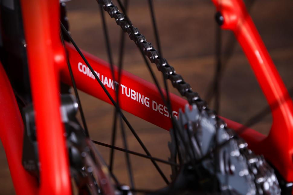 2021 Tifosi Scalare - chain stay detail.jpg