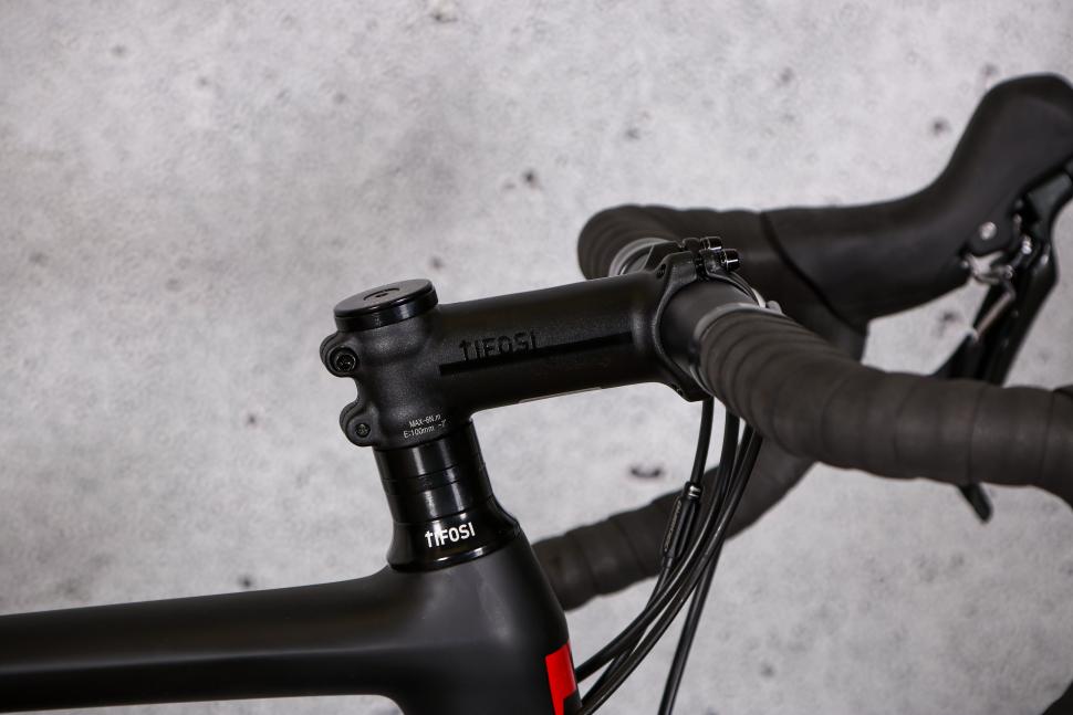 2021 Tifosi Scalare - stem.jpg