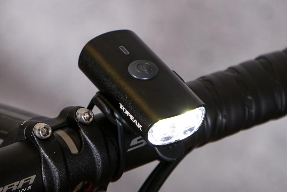 2021 Topeak Headlux 450 USB front light - top.jpg
