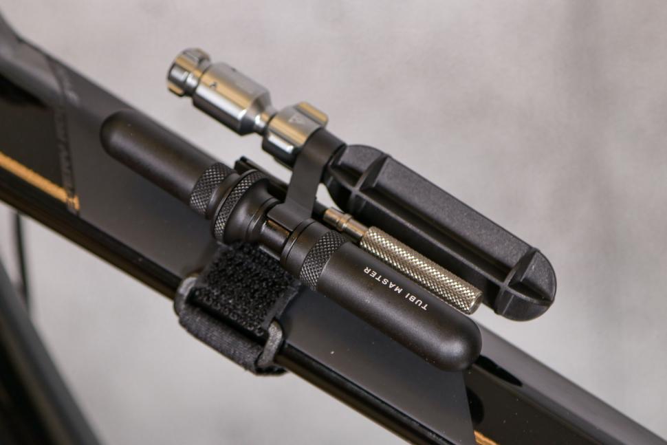 2021 Topeak Tubi Master.jpg