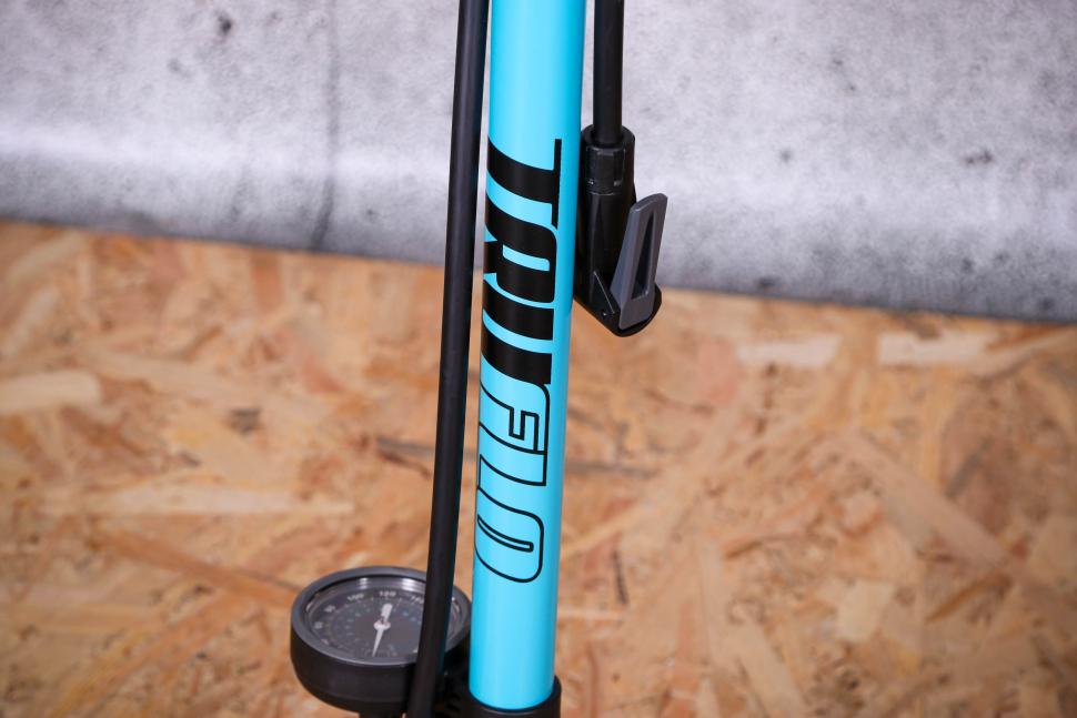 2021 Truflo Easitrax 4 Floor pump - logo.jpg