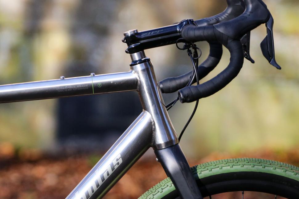 2021 Van Nicholas Rowtag - head tube.jpg