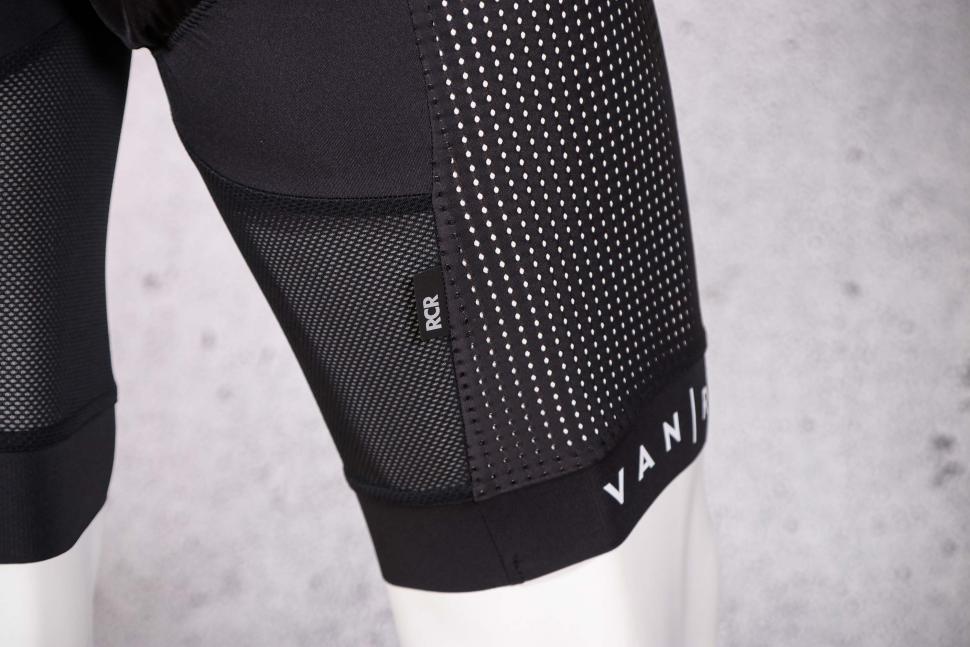 2021 Van Rysel RCR Ultralight Road Bib Shorts - cuff.jpg