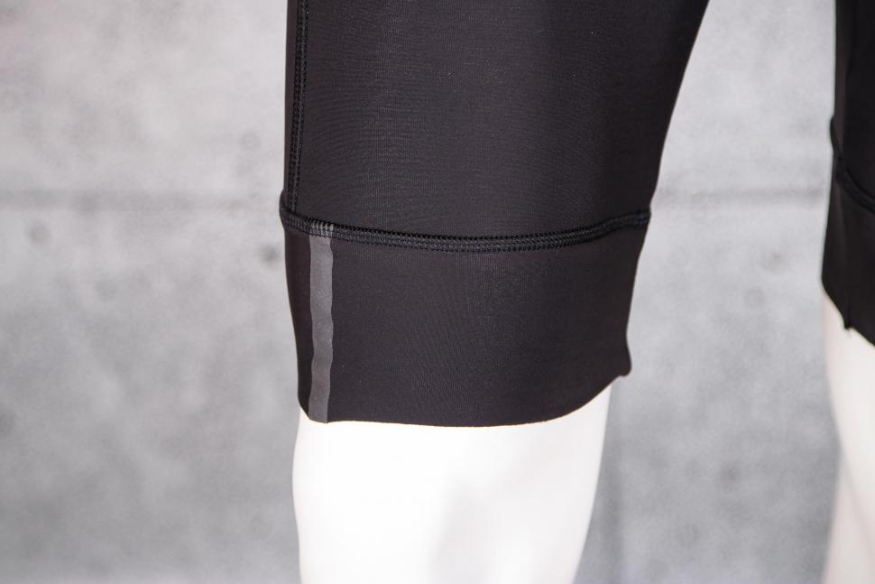 2021 Van Rysel RCR500 Super Roubaix Winter Bib Shorts - cuff.jpg