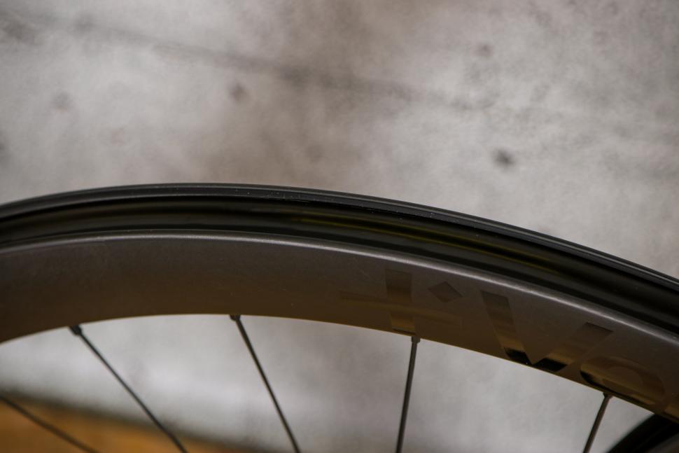 2021 VEL 50 RL Carbon Tubeless Disc Wheelset - rim bed 1.jpg