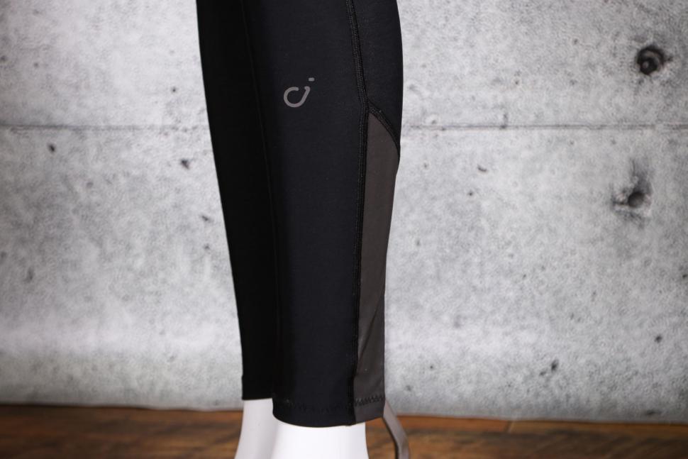 2021 Velocio Womans Thermal bib tight - cuff.jpg