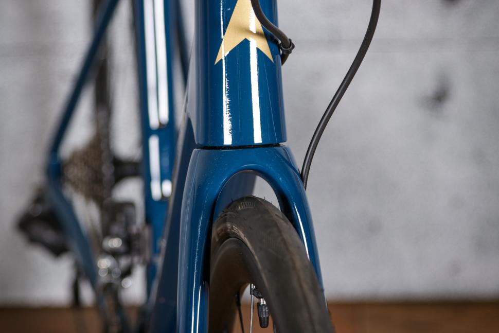 2021 Vitus Vitesse Evo - clearance.jpg