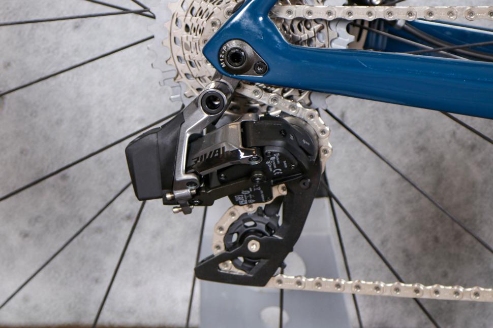 2021 Vitus Vitesse Evo - rear mech.jpg