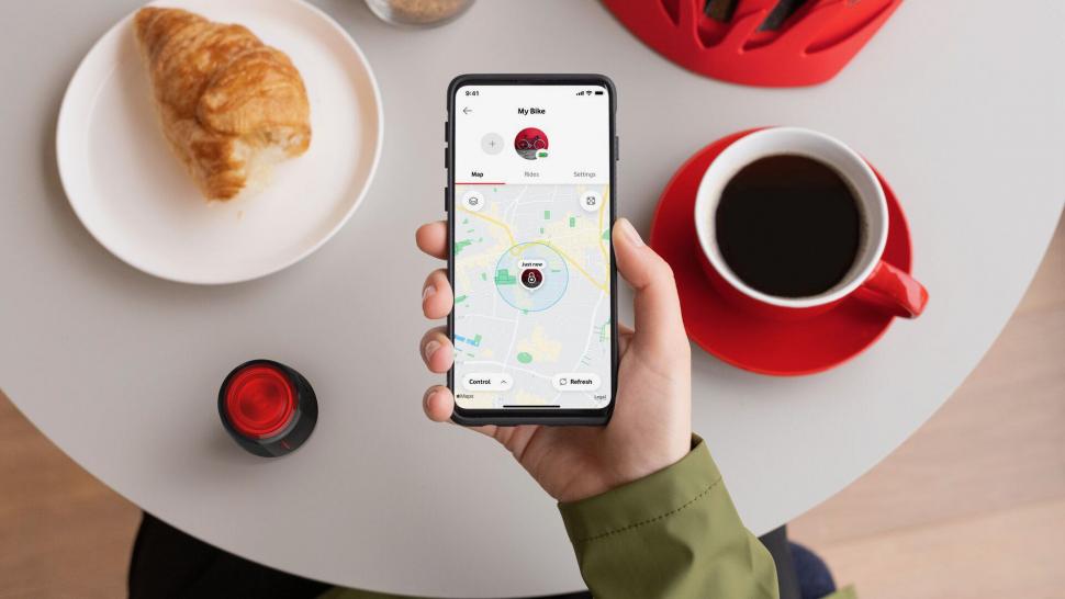 2021 Vodafone Curve light and GPS - 13.jpeg