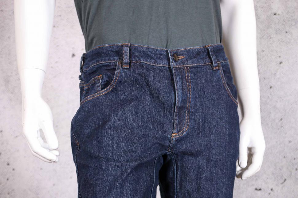 2021 Vulpine Mens Omnia Cycling jeans - waist.jpg