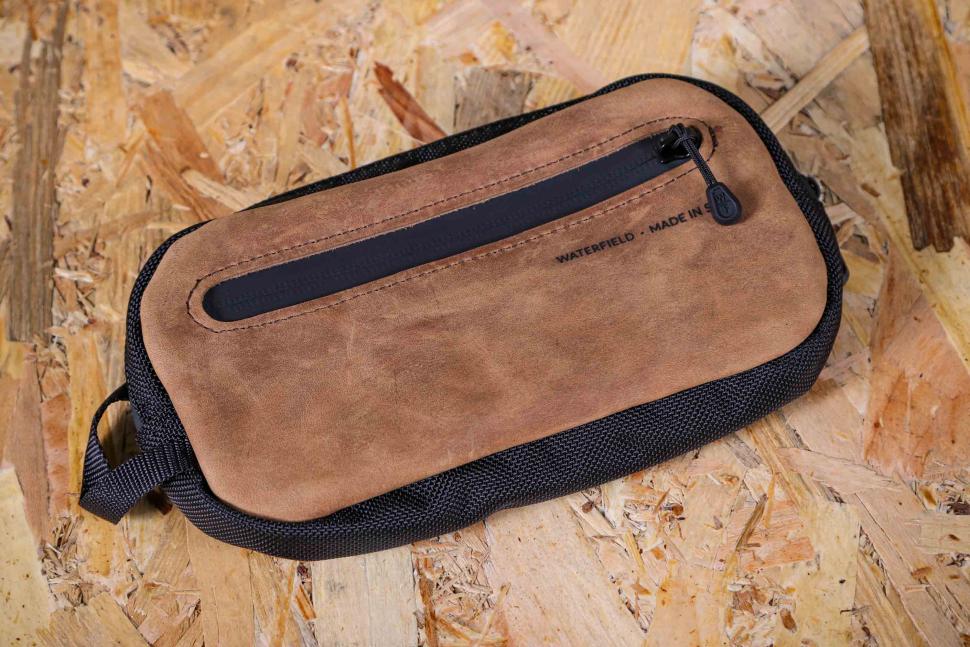 2021 WaterField Designs Jersey Pocket Tool Case.jpg