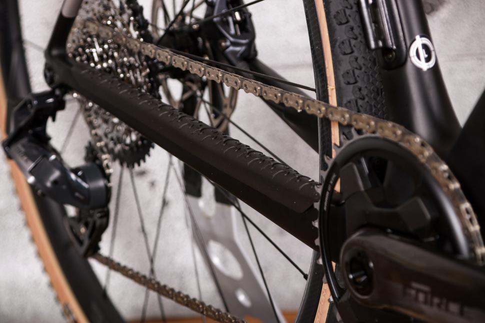 2021 Wilier Rave SLR - chain stay.jpg
