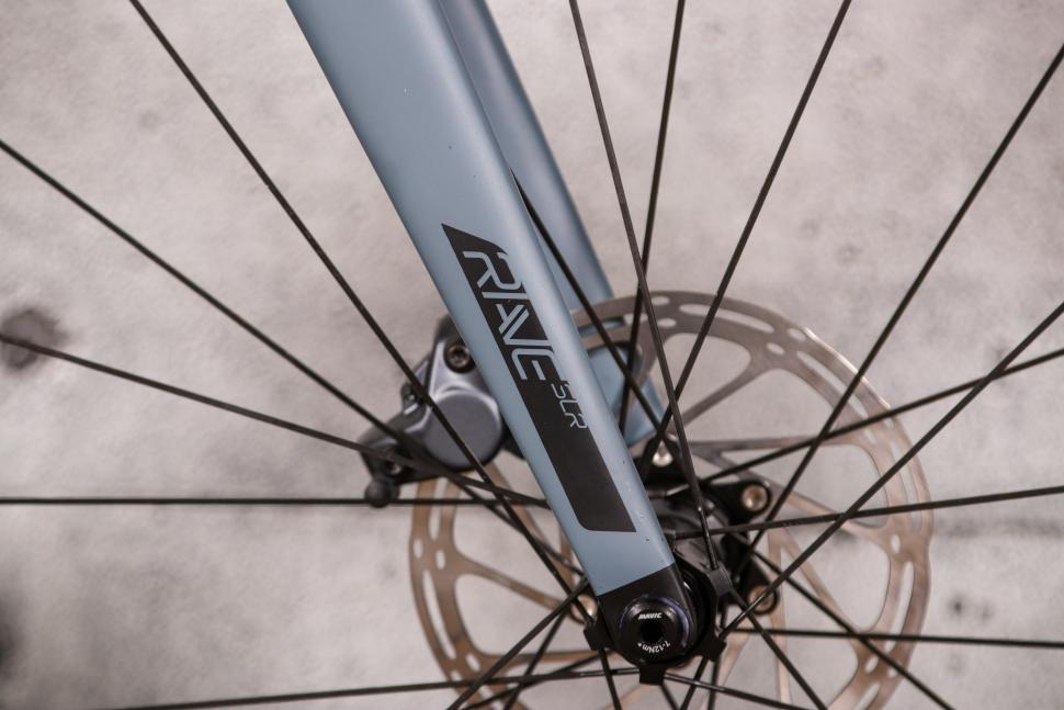 2021 Wilier Rave SLR - fork detail.jpg
