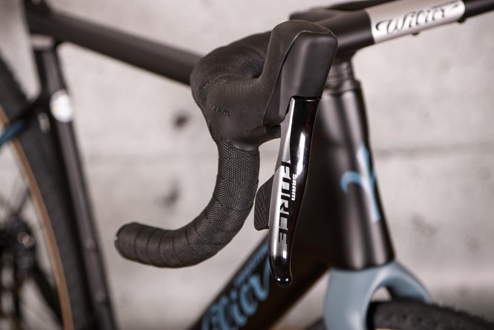 2021 Wilier Rave SLR - lever.jpg