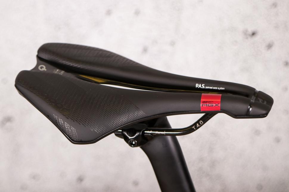 2021 Wilier Rave SLR - saddle.jpg