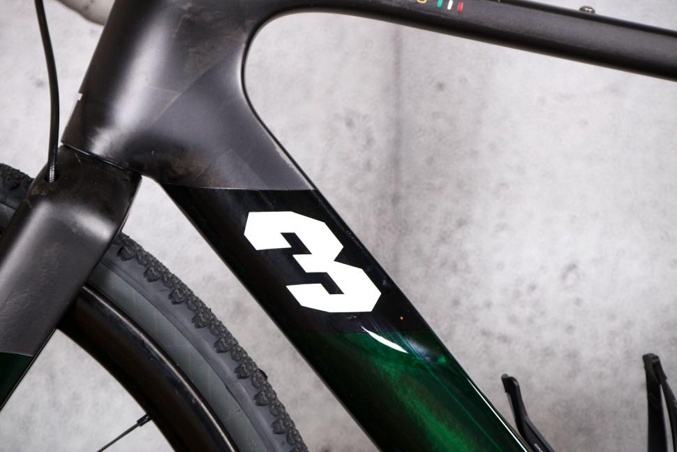 2022 3T Exploro Racemax Ekar 1x13 - down tube 2.jpg