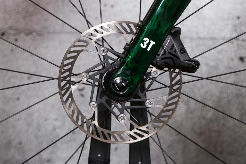 2022 3T Exploro Racemax Ekar 1x13 - front disc brake.jpg