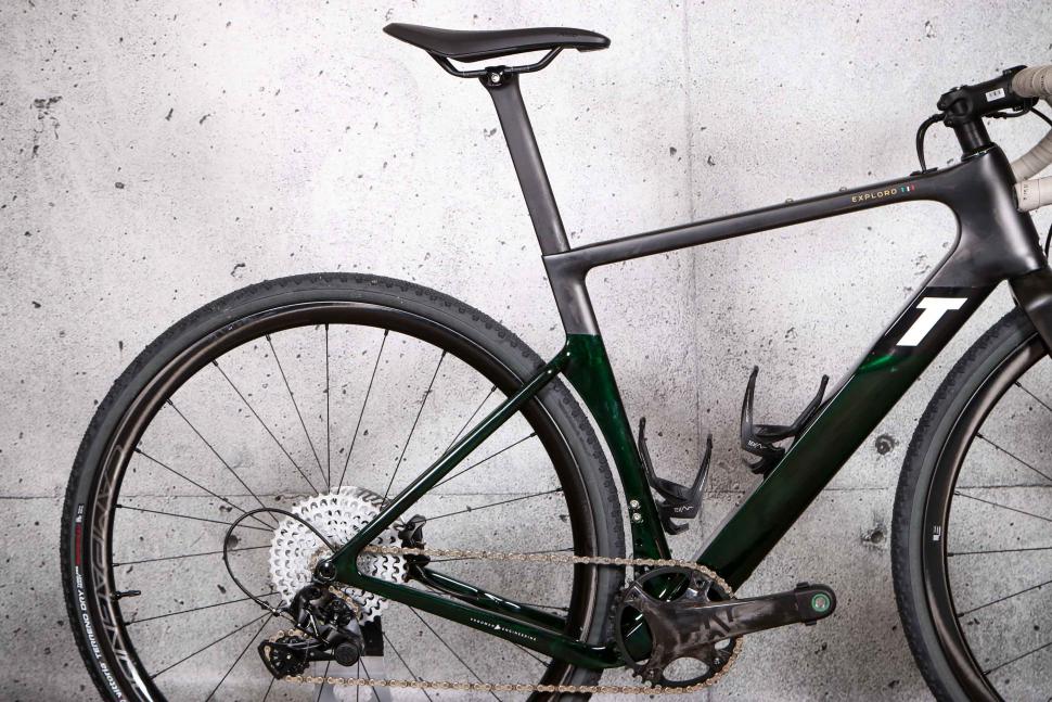 2022 3T Exploro Racemax Ekar 1x13 - rear.jpg