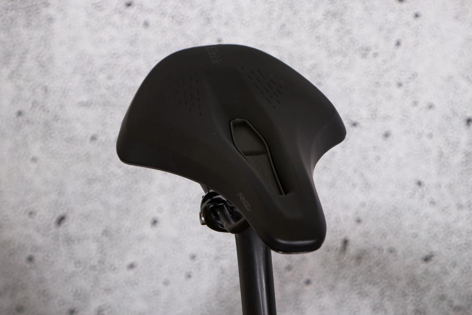2022 3T Exploro Racemax Ekar 1x13 - saddle 2.jpg