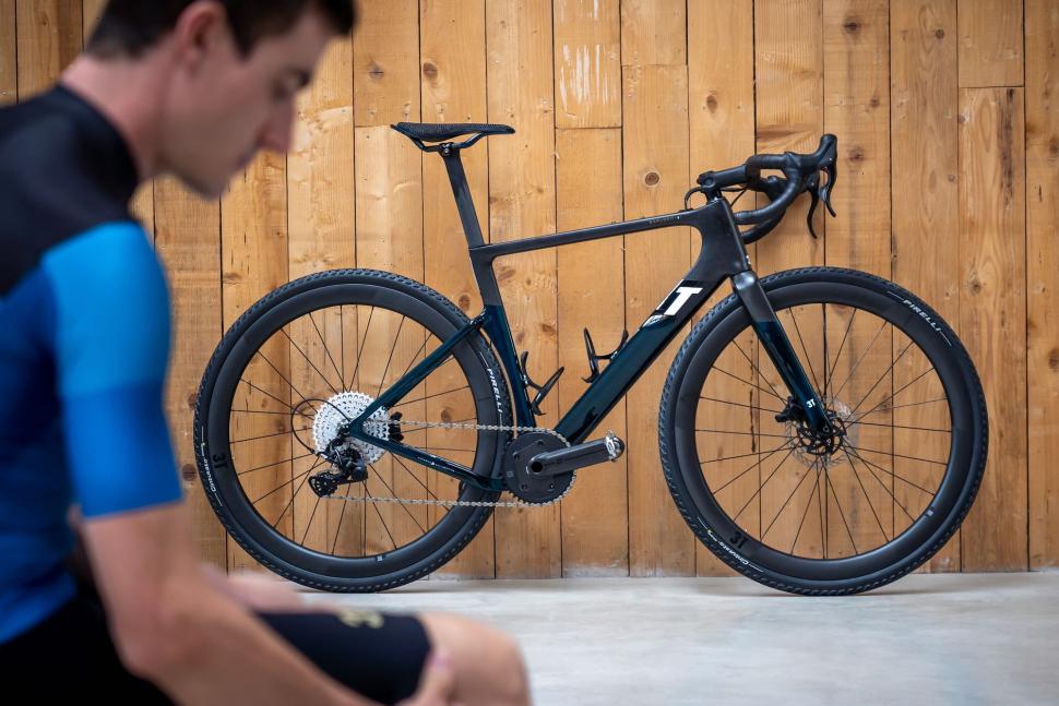 2022 3T Exploro Racemax Italia Dreambox - 12.jpeg