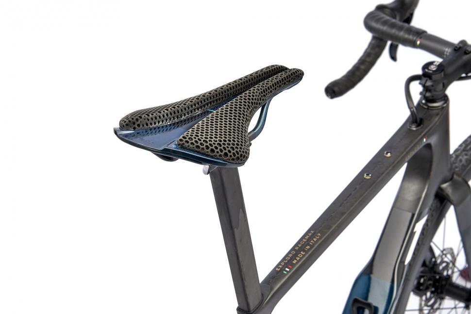 2022 3T Exploro Racemax Italia Dreambox - 6.jpeg