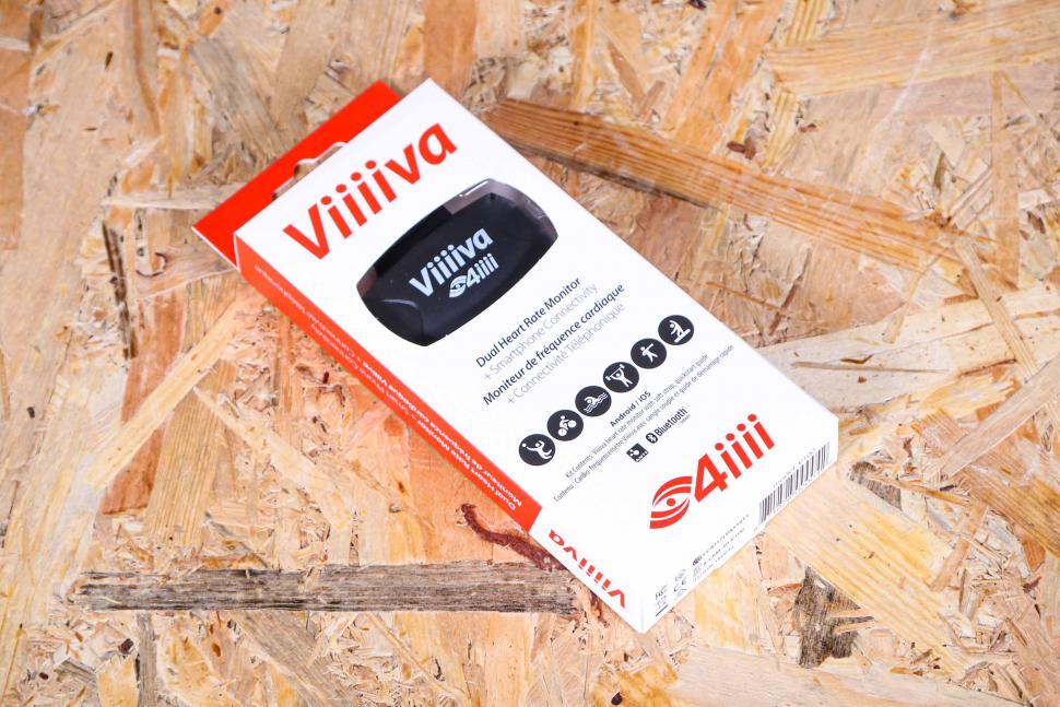 2022 4iiii Viiiiva Heart Rate Monitor - boxed.jpg