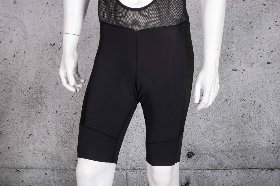 2022 Altura Endurance Men's Cycling Bib Shorts - legs front.jpg