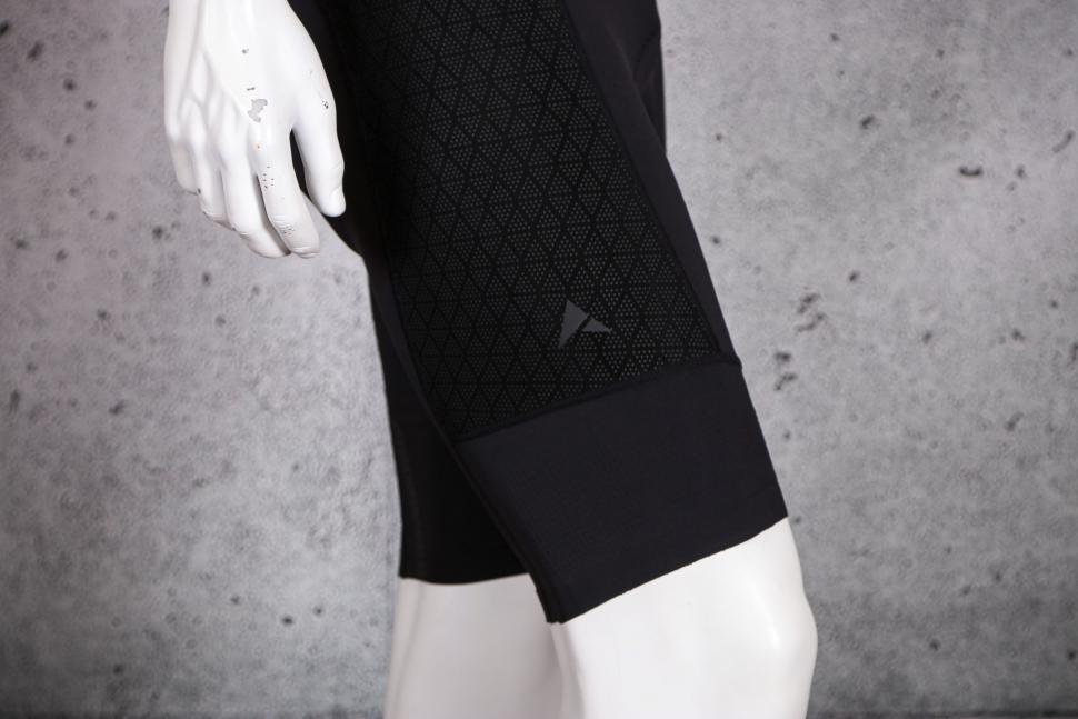 2022 Altura Endurance Men's Cycling Bib Shorts - side.jpg