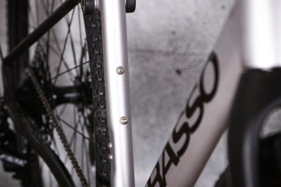 2022 Basso Tera Gravel Apex 1x11 - bosses.jpg