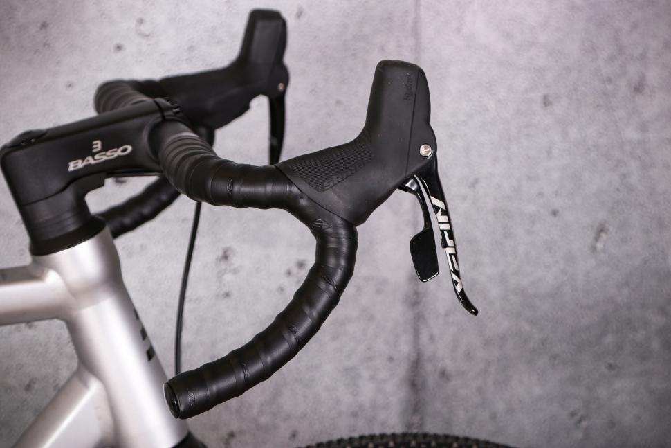 2022 Basso Tera Gravel Apex 1x11 - drop bar.jpg