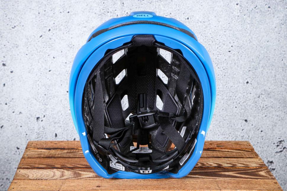 2022 Bell XR Spherical Road Helmet - inside.jpg