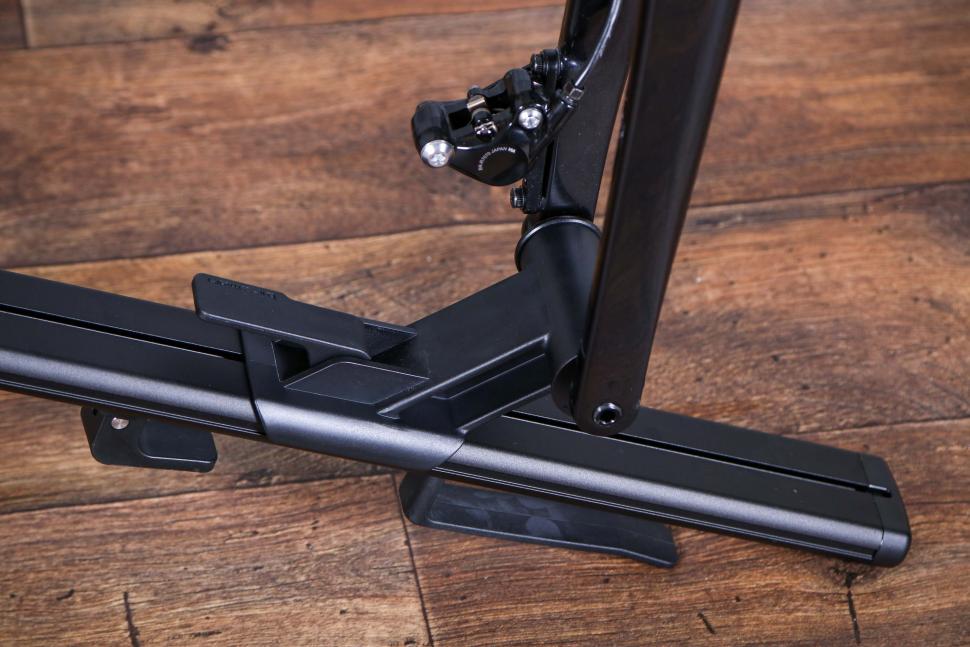 2022 Birzman Feexstand - fork clamp detail.jpg