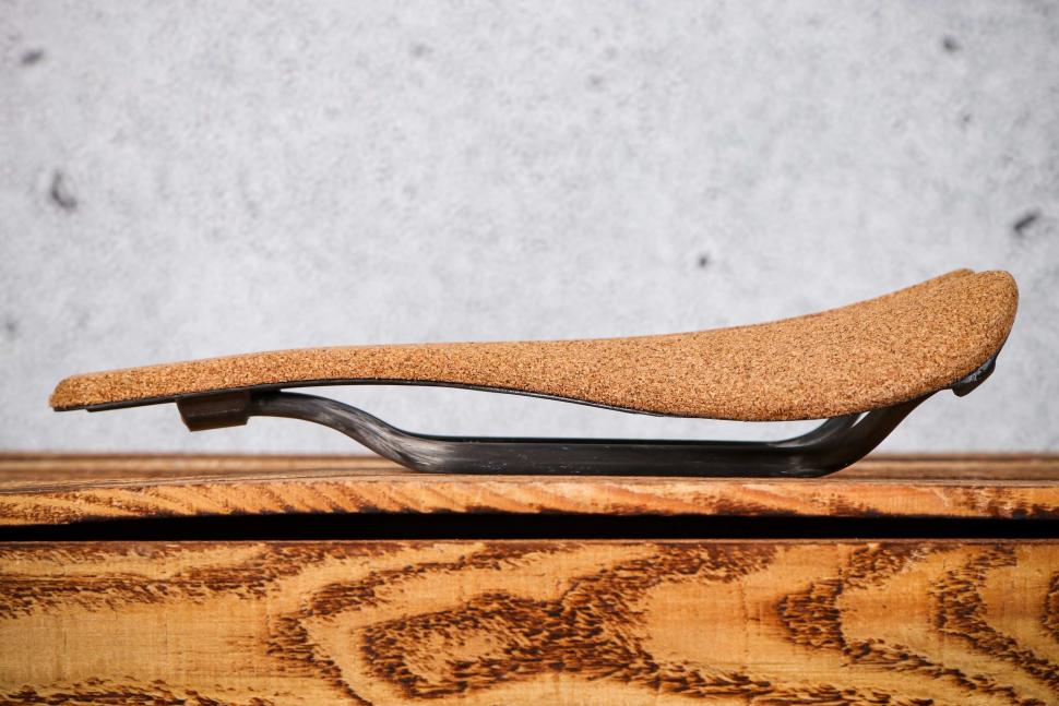 2022 Bjorn Probka Saddle - side.jpg