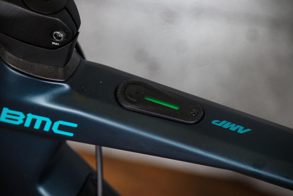 2022 BMC Roadmachine AMP ONE - power button.jpg