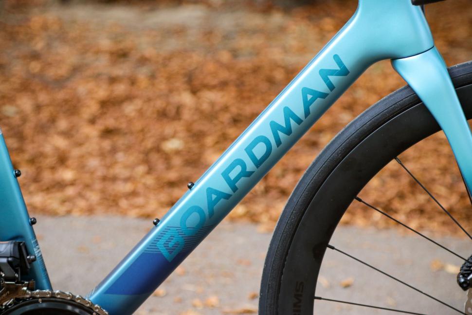 2022 Boardman SLR 9.6 Disc - downtube.jpg