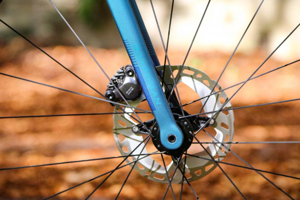 2022 Boardman SLR 9.6 Disc - fork detail.jpg