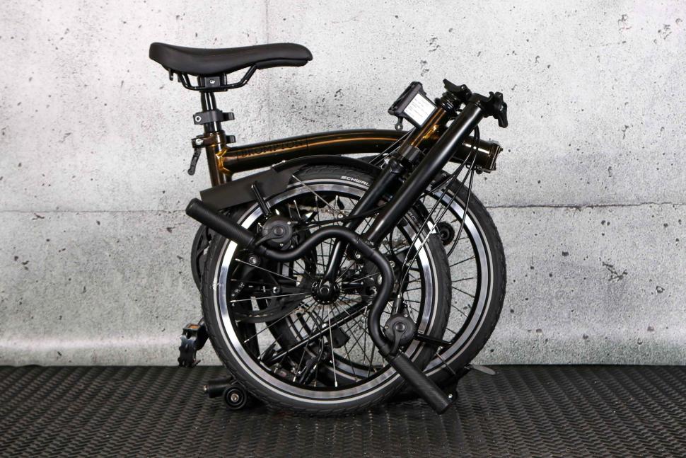 2022 Brompton C Line Explore - folded 2.jpg