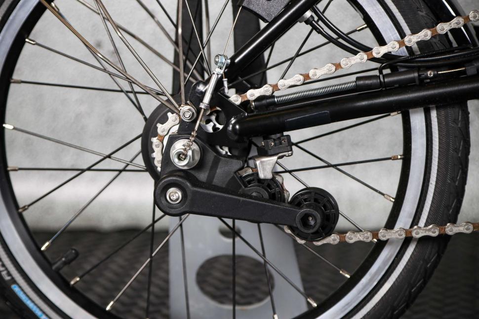 2022 Brompton C Line Explore - rear mech.jpg