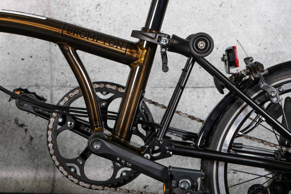 2022 Brompton C Line Explore - seat tube and frame.jpg