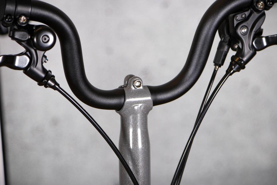 2022 Brompton P Line Urban Storm Grey High - bars clamp.jpg