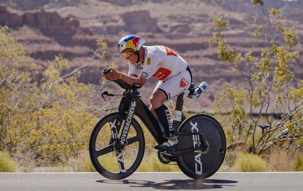 2022 Cadex Tri bike - 1