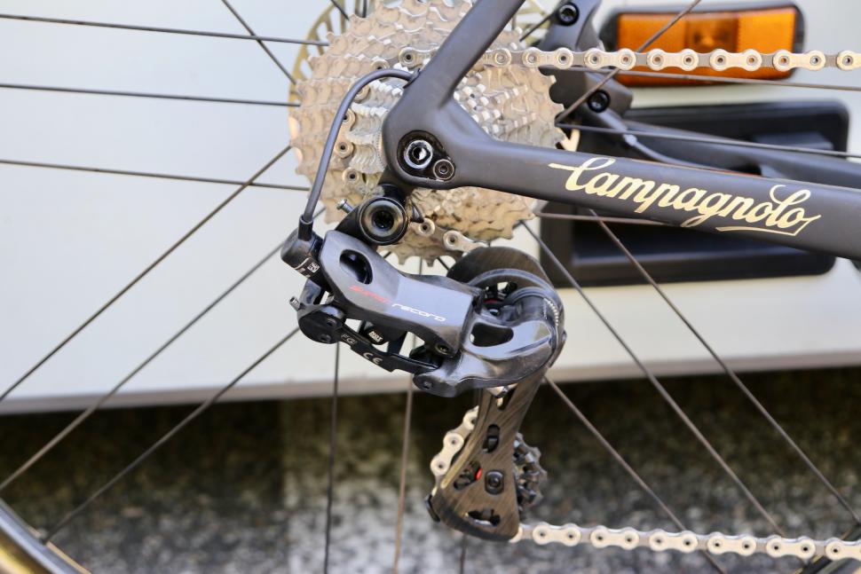 2022 Campagnolo Super Record Rear mech - 1 (1)